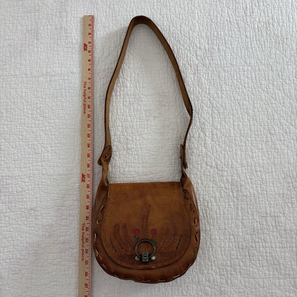 VTG Hand Tooled Painted Flowers Brown Leather Saddle Bag Boho Hippie - Picture 7 of 15